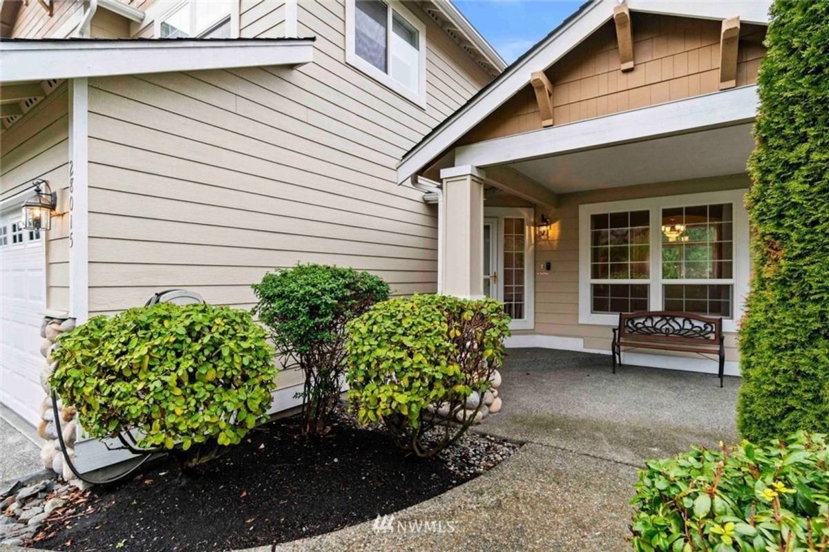House for rent at 28015 39th Ave S, Auburn, WA 98001