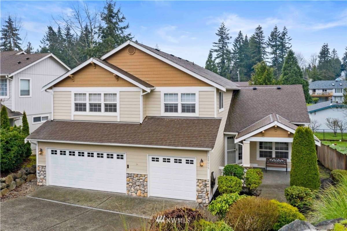 House for rent at 28015 39th Ave S, Auburn, WA 98001