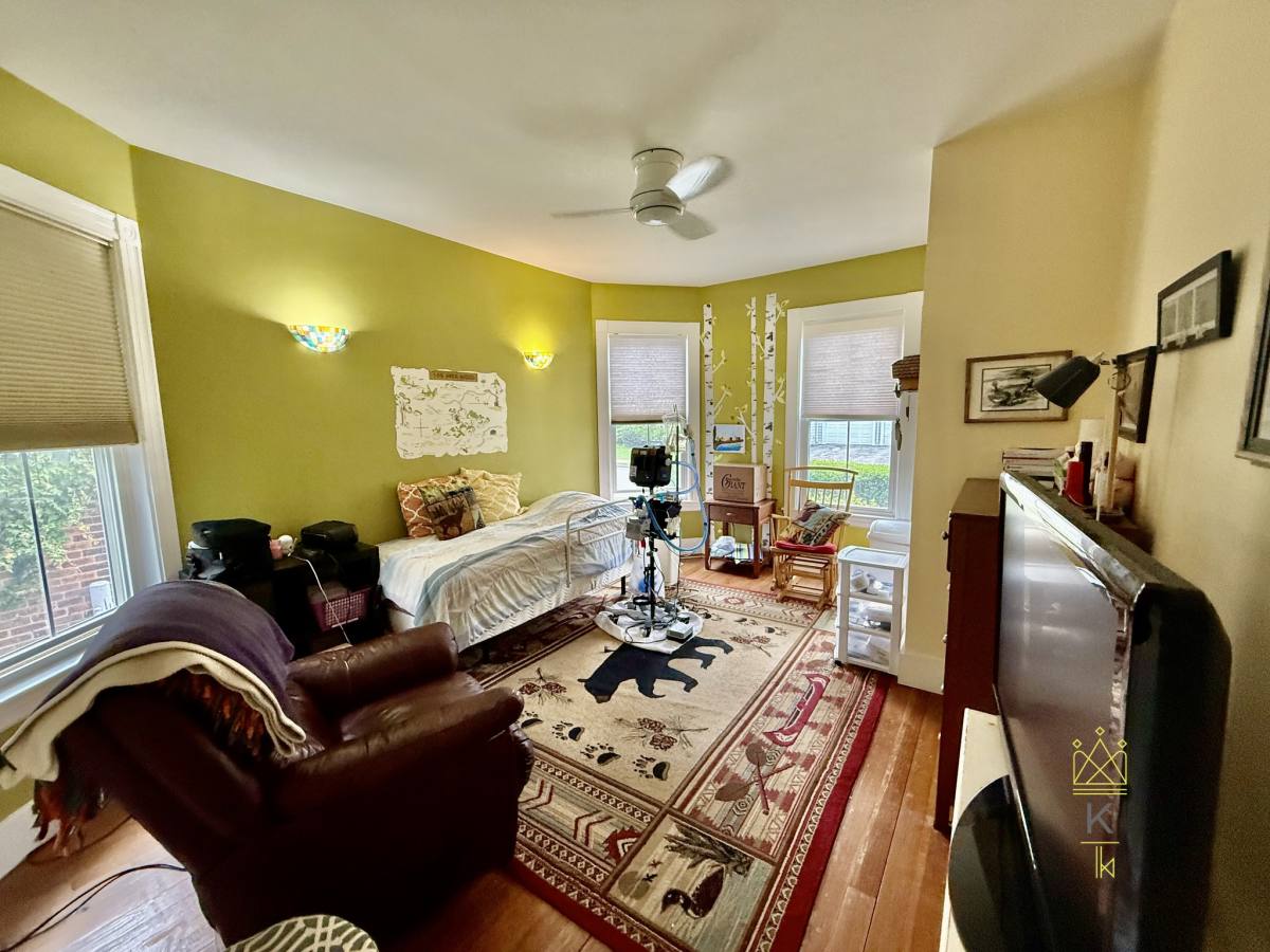 Apartment for rent at 77 Fair Oaks Ave #1, Newtonville, MA 02460