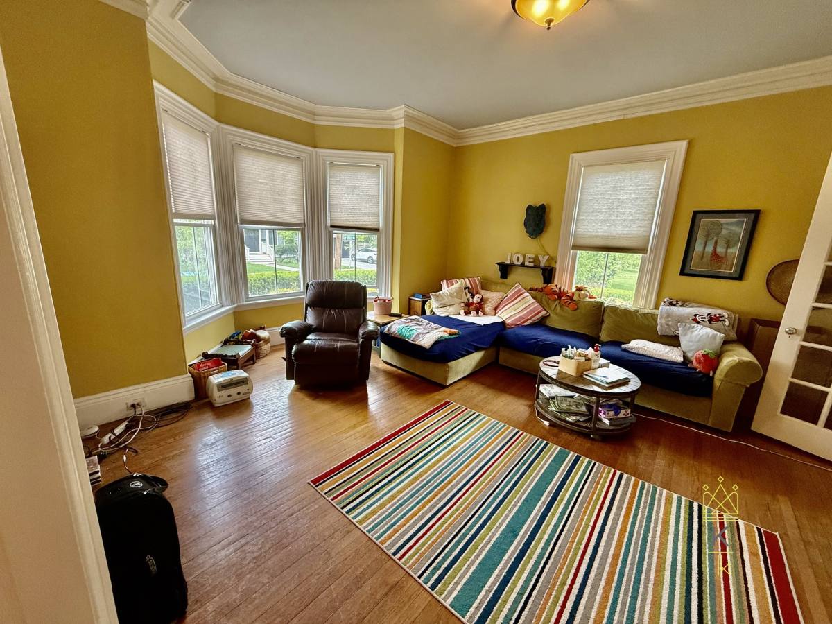 Apartment for rent at 77 Fair Oaks Ave #1, Newtonville, MA 02460