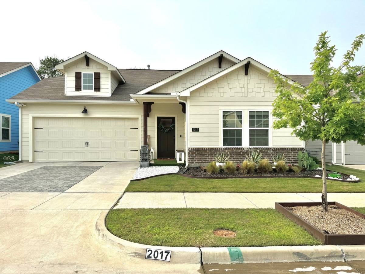 House for rent at 2017 Chandler Dr, Denton, TX 76209