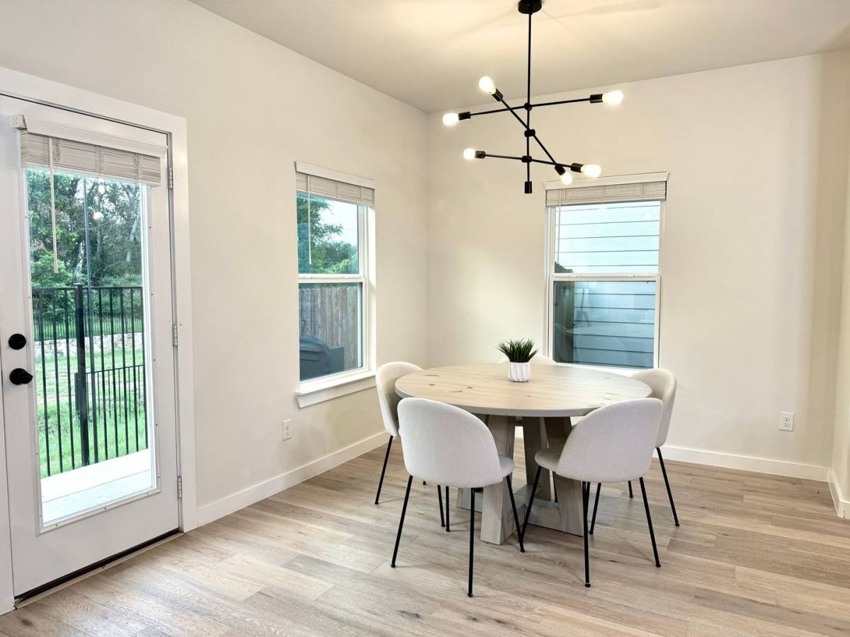 House for rent at 2017 Chandler Dr, Denton, TX 76209
