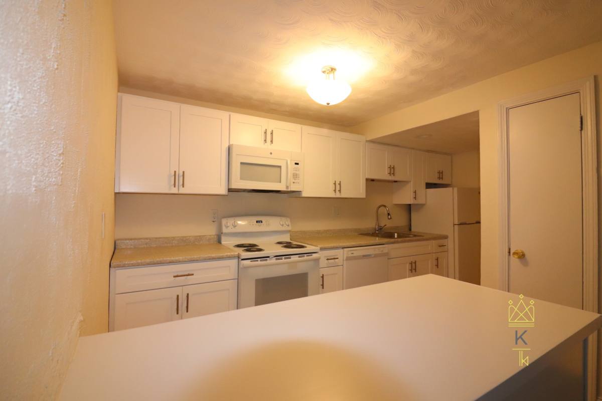 Apartment for rent at 1961 Commonwealth Ave #B1, Brighton, MA 02135