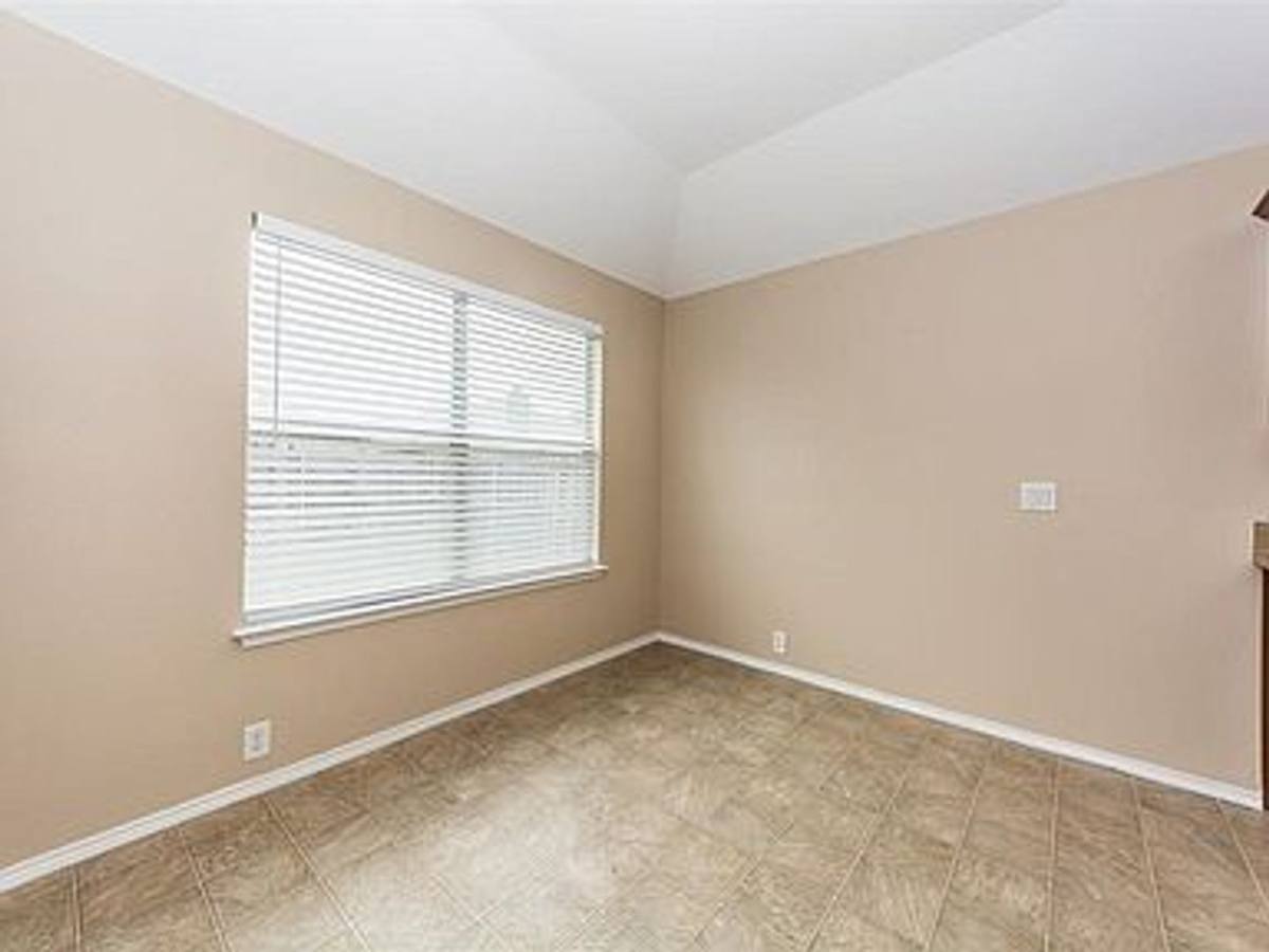 House for rent at 1808 Morning Dove Dr, Aubrey, TX 76227