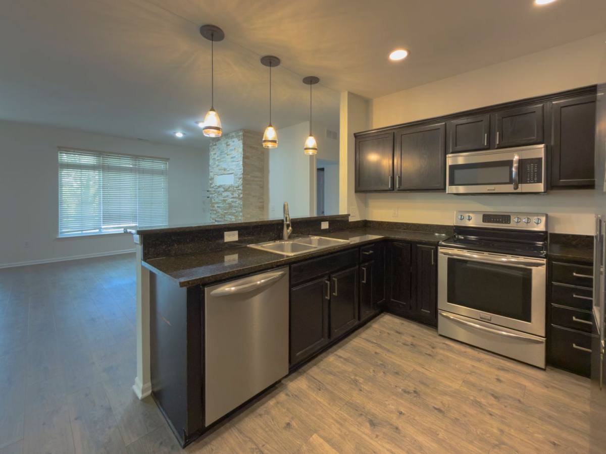 Condo for rent at 5637 Twin Oaks Dr, Sterling Heights, MI 48314