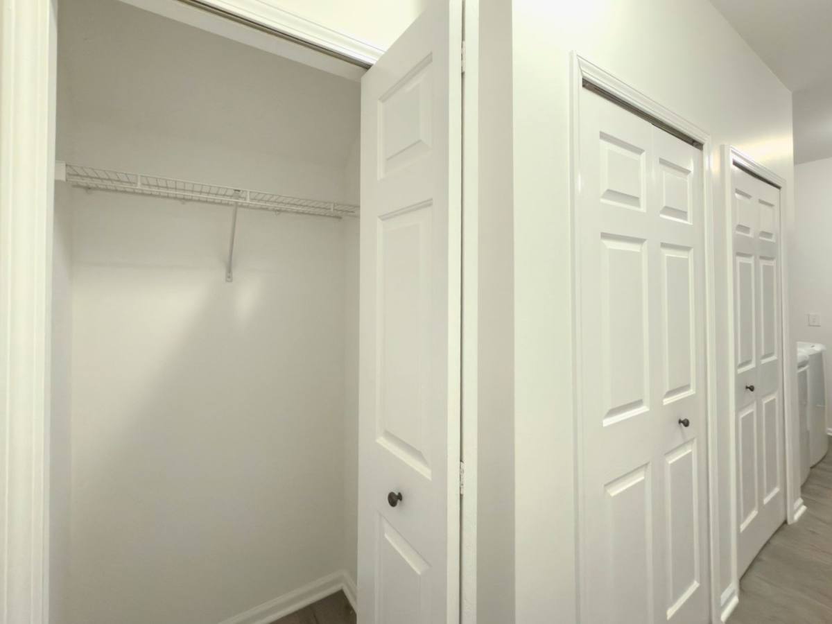 Condo for rent at 5637 Twin Oaks Dr, Sterling Heights, MI 48314