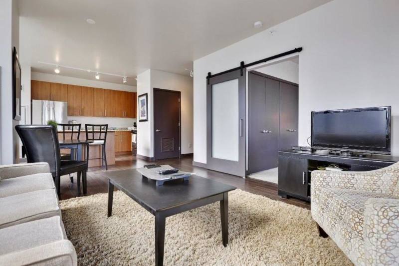 Apartment for rent at 525 N State, Chicago, IL 60654