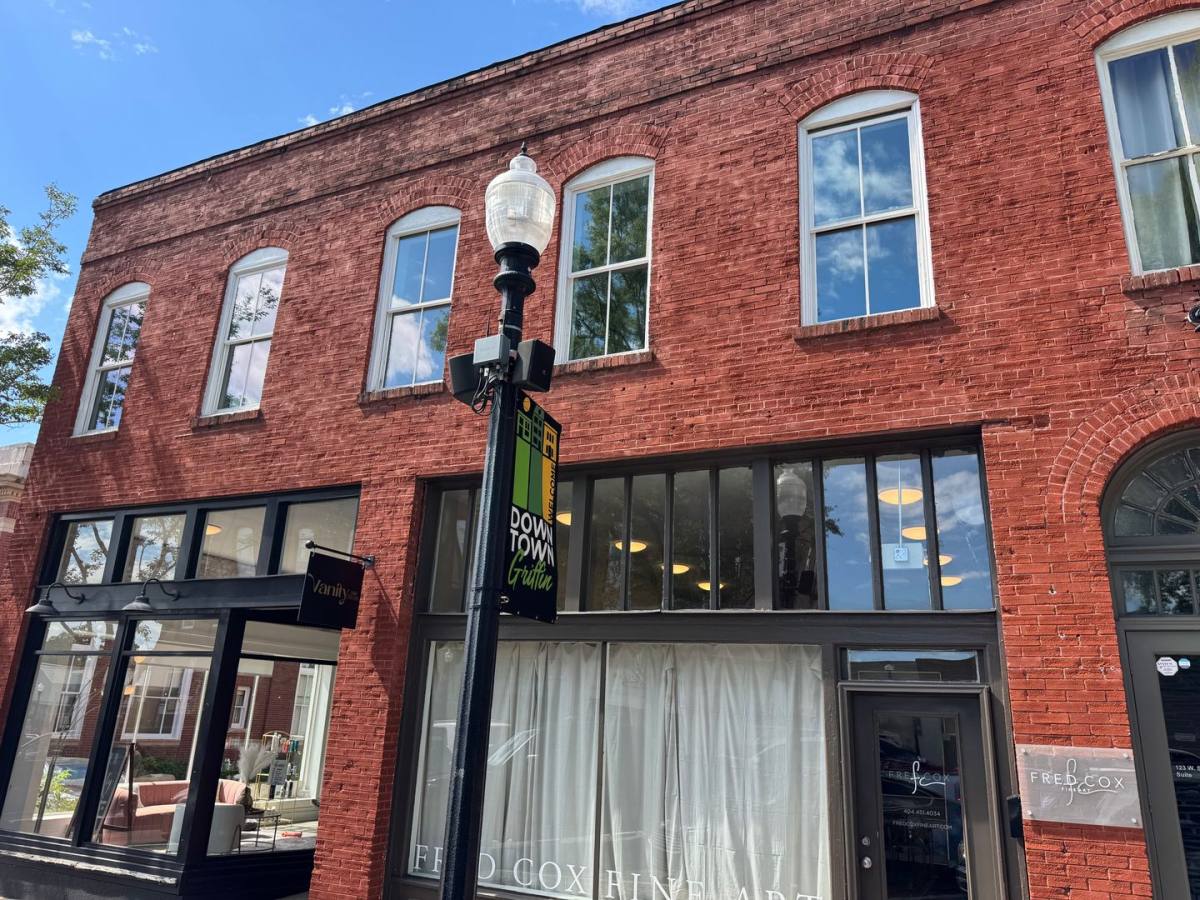 Apartment for rent at 125 - 127 W Solomon St, Griffin, GA 30223