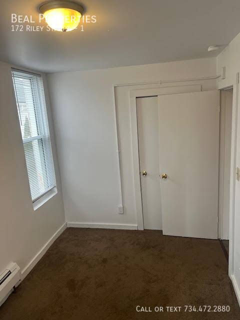 Apartment for rent at 172 Riley St #1, Dundee, MI 48131