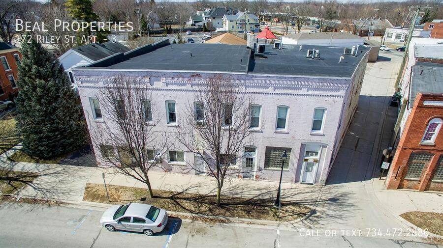 Apartment for rent at 172 Riley St #3, Dundee, MI 48131