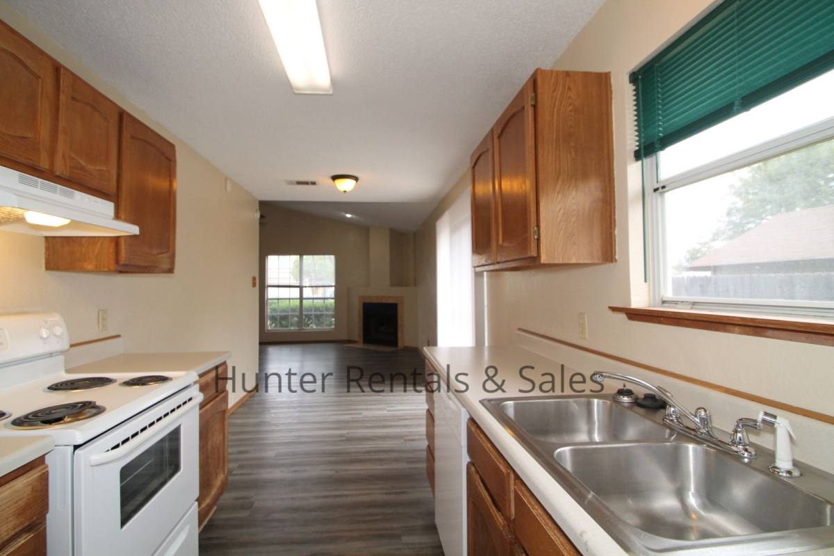 House for rent at 2404 Windmill Dr, Killeen, TX 76549
