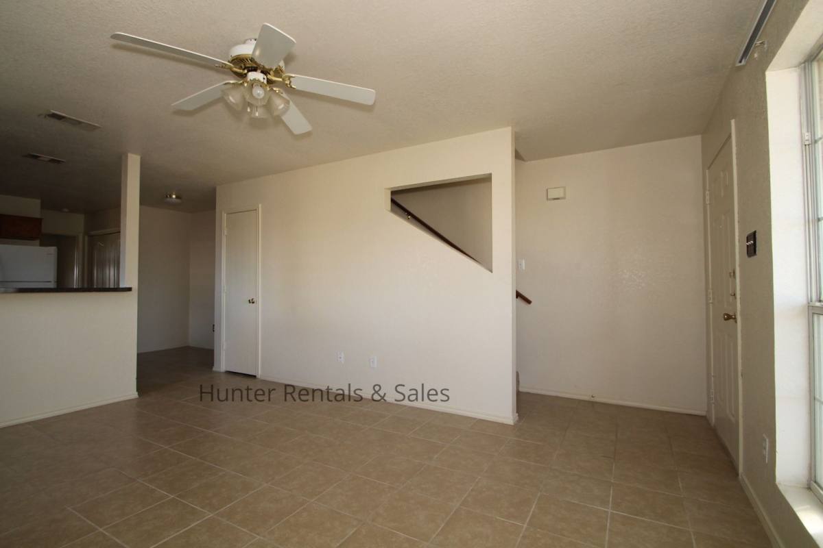 Townhouse for rent at 4400-A Deek Dr, Killeen, TX 76549