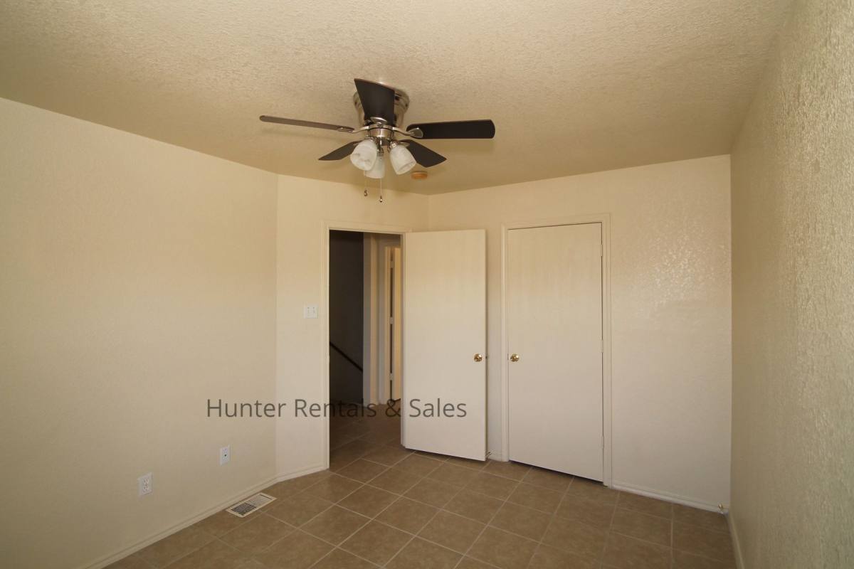 Townhouse for rent at 4400-A Deek Dr, Killeen, TX 76549