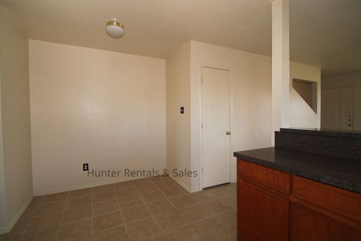 Townhouse for rent at 4400-A Deek Dr, Killeen, TX 76549