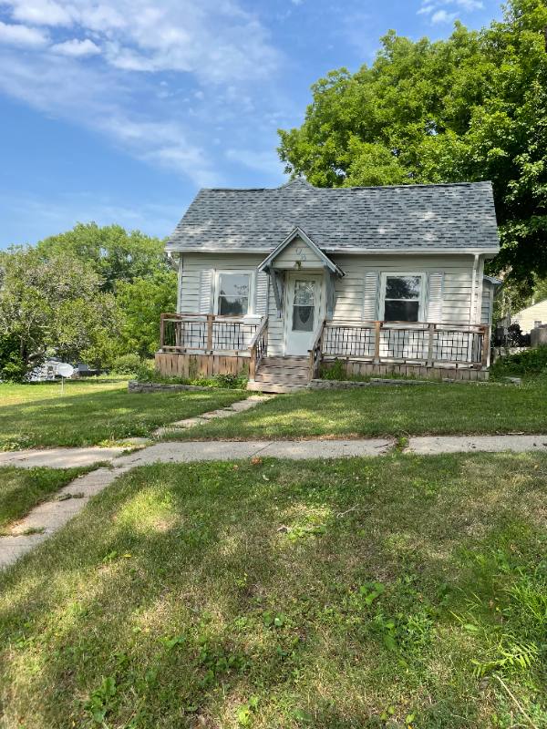 House for rent at 808 Hickory St, Atlantic, IA 50022