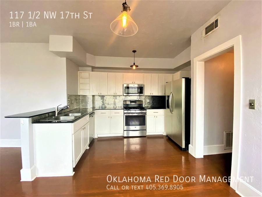 Apartment for rent at 117 1 2 NW 17th St, Oklahoma City, OK 73103