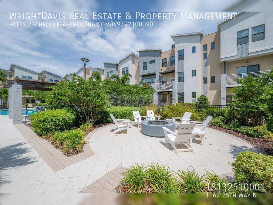 Townhouse for rent at 1162 25th Way N, Saint Petersburg, FL 33713