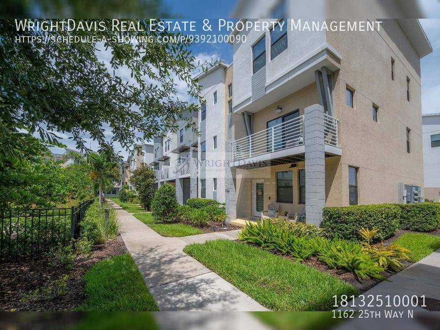 Townhouse for rent at 1162 25th Way N, Saint Petersburg, FL 33713