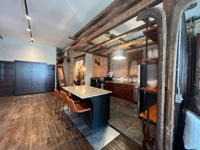 Apartment for rent at 214 E Commercial St #1, Springfield, MO 65803