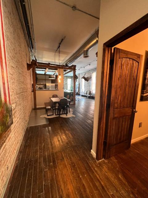 Apartment for rent at 214 E Commercial St #1, Springfield, MO 65803