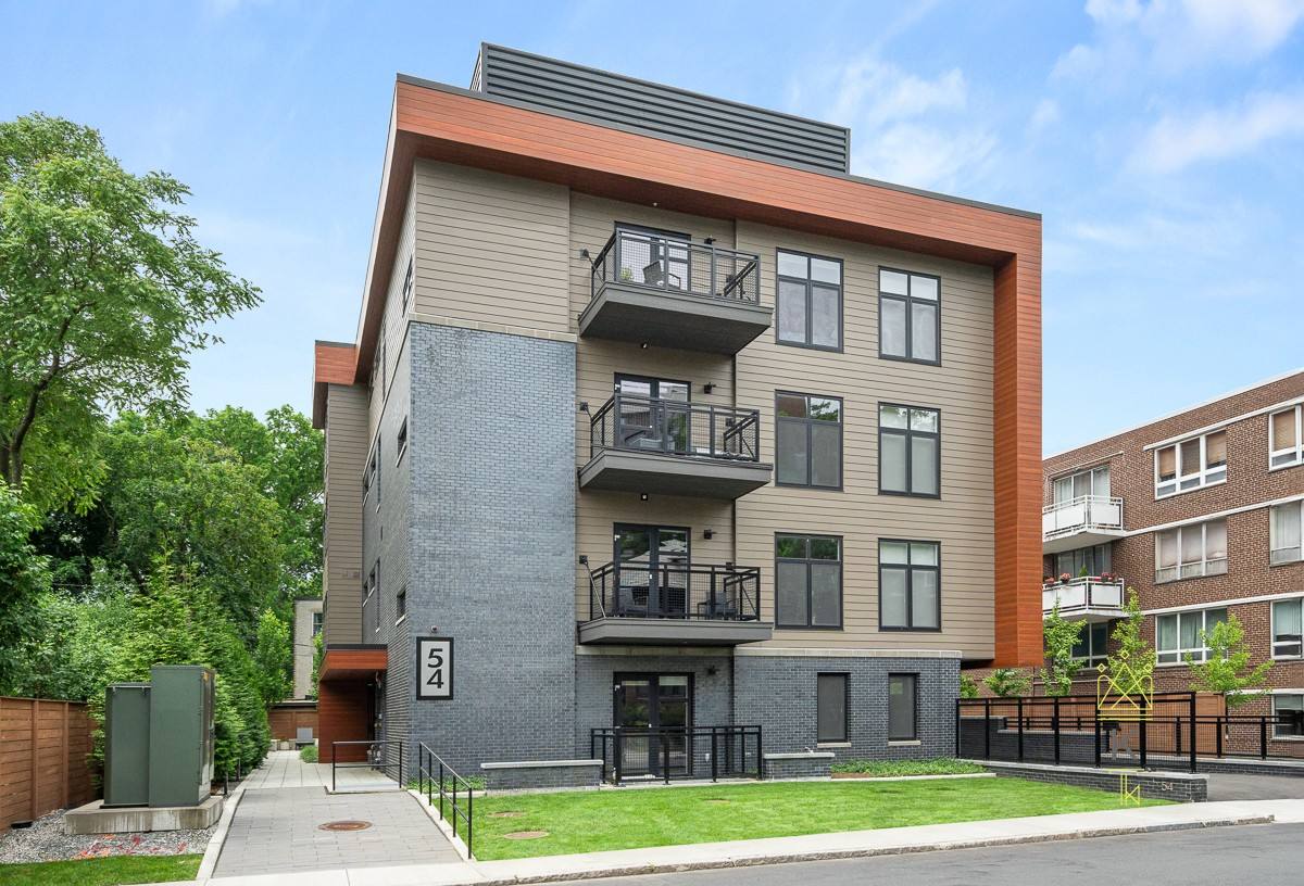 Apartment for rent at 54 Auburn St #402, Brookline, MA 02446