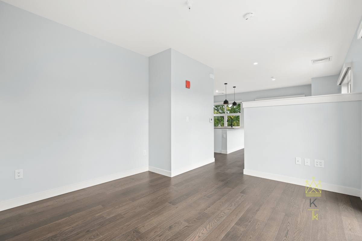 Apartment for rent at 54 Auburn St #402, Brookline, MA 02446