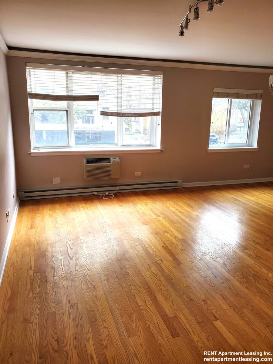 Apartment for rent at 3825 N Pine Grove #317, Chicago, IL 60613