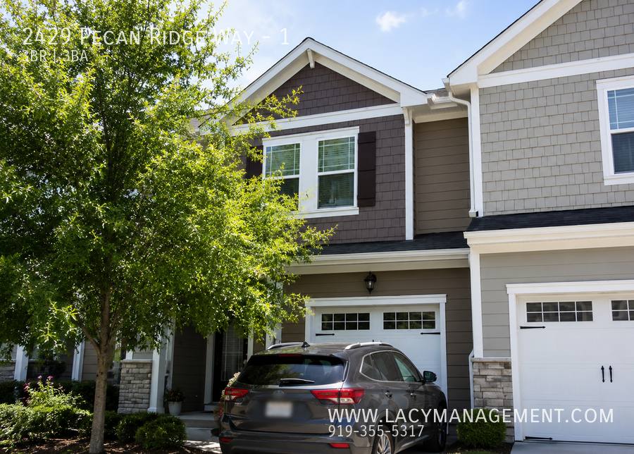Townhouse for rent at 2429 Pecan Ridge Way #1, Apex, NC 27502