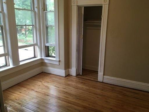 Apartment for rent at 321 Bates Ave, Saint Paul, MN 55106