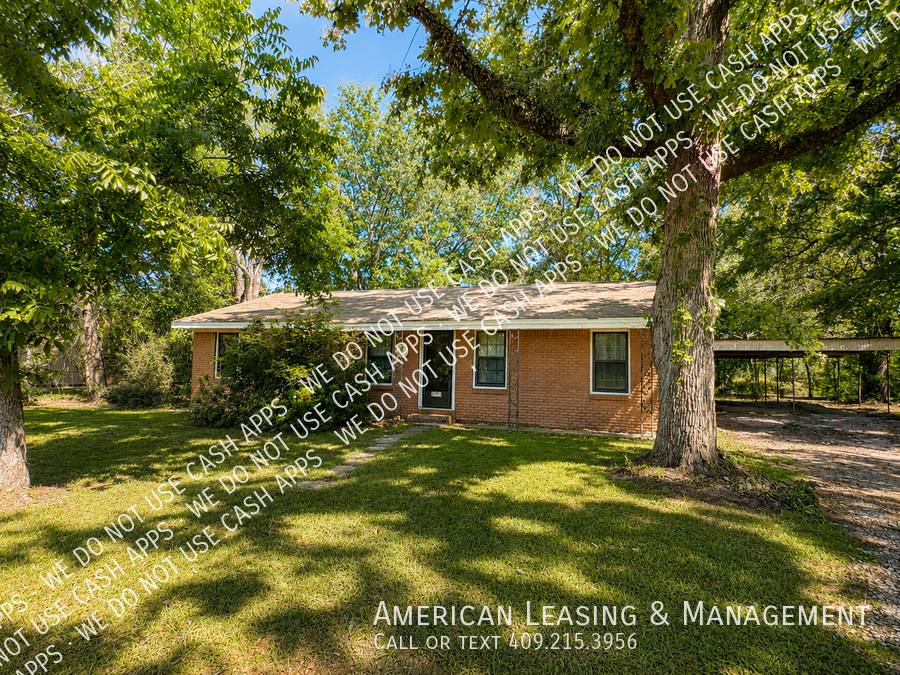 House for rent at 7121 State Highway 94, Lufkin, TX 75904