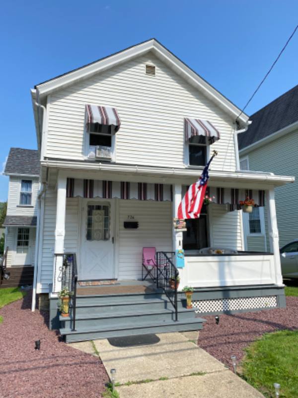 House for rent at 726 Buffalo St, Franklin, PA 16323