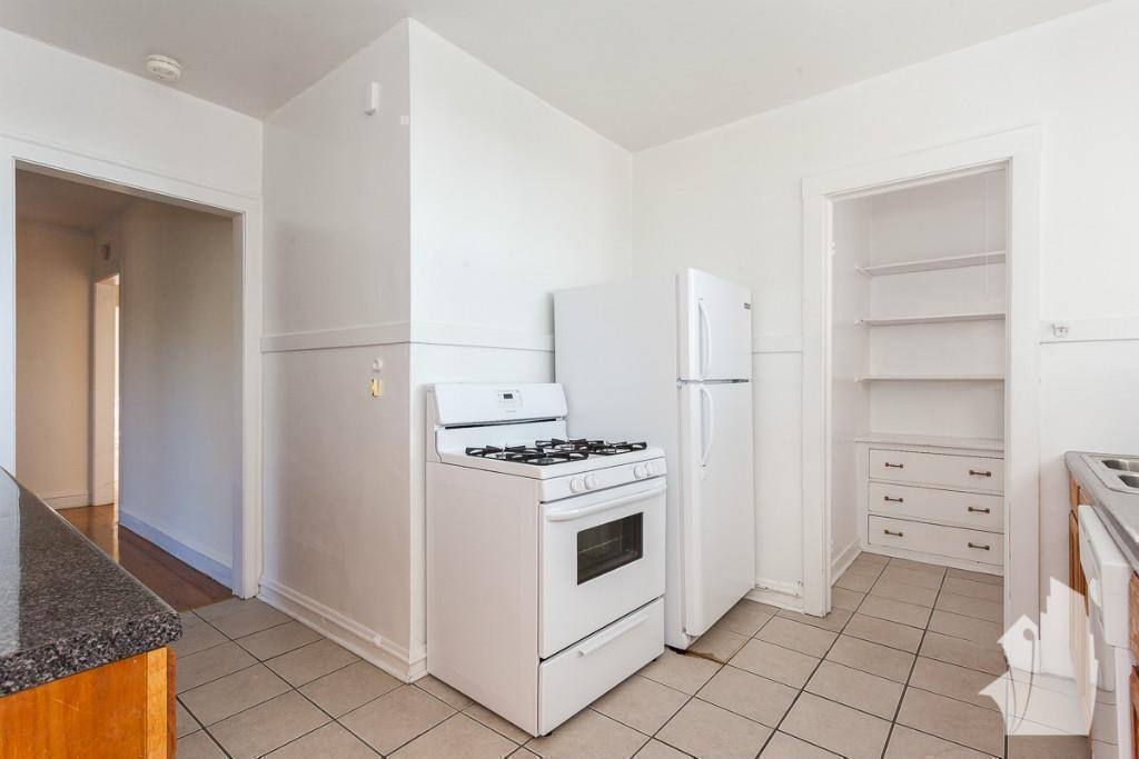 Apartment for rent at 1117 W Oakdale Ave #GDNS, Chicago, IL 60657