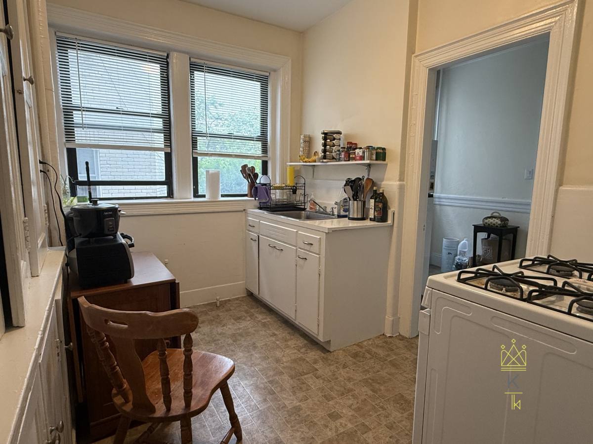 Apartment for rent at 30 Park St #1, Brookline, MA 02446