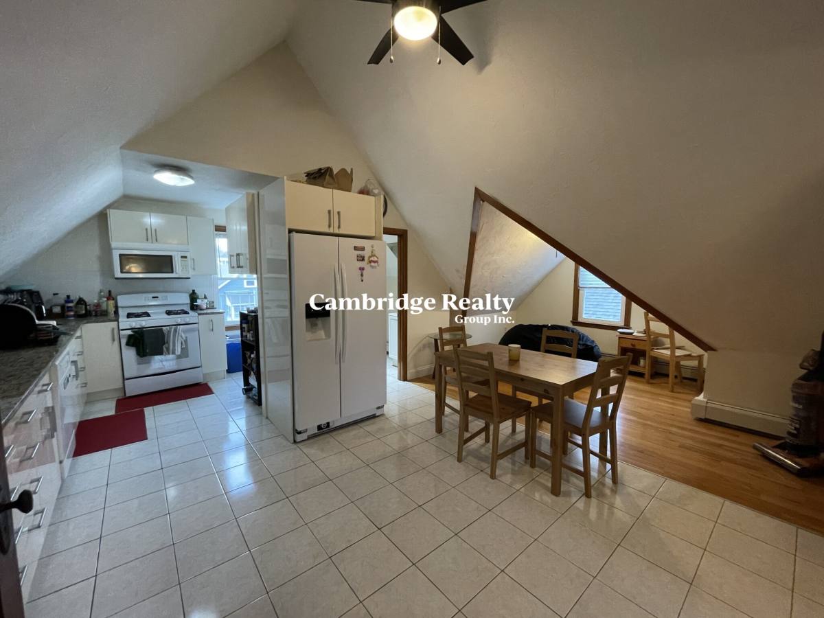 House for rent at 65 Fairbanks St #2T, Brighton, MA 02135