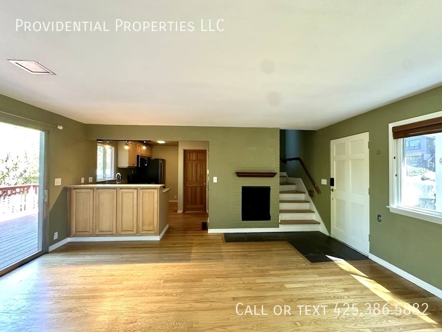 House for rent at 3114 W Elmore St, Seattle, WA 98199