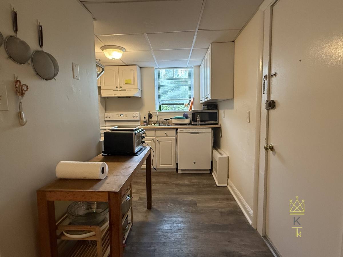 Apartment for rent at 34A Park St #B8, Brookline, MA 02446