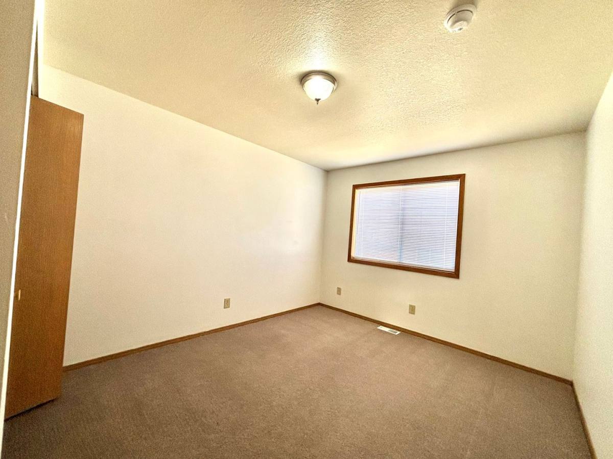 Townhouse for rent at 221 Spooner Rd, Belgrade, MT 59714