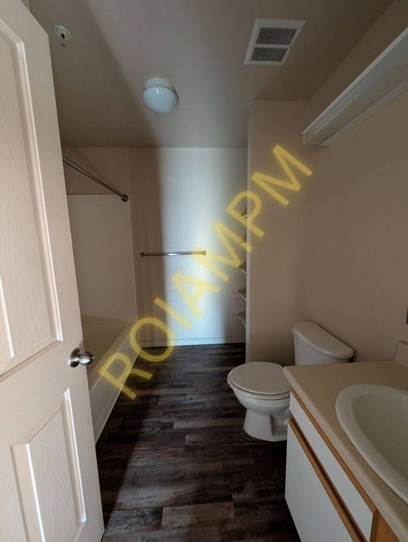 Apartment for rent at 256 W 3rd St, Burley, ID 83318