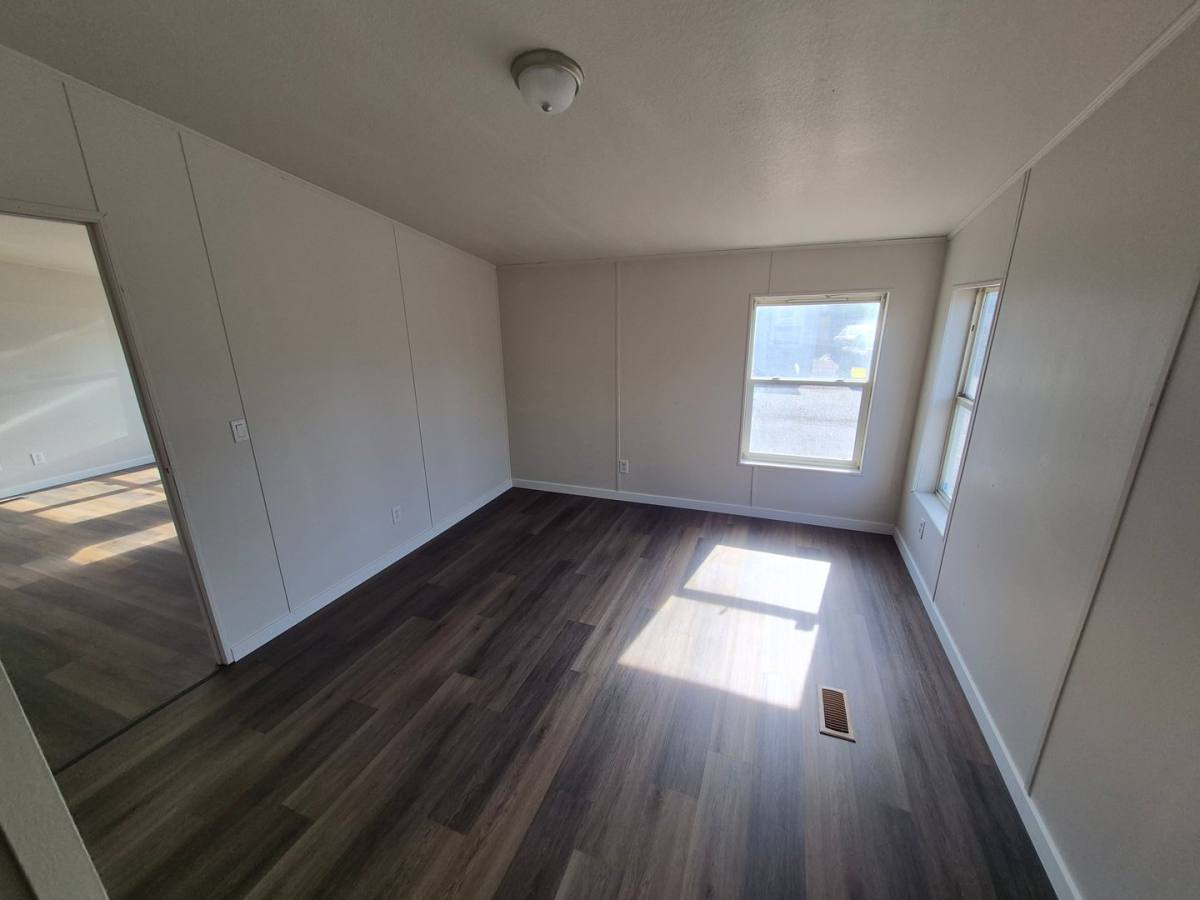 Apartment for rent at 341-343 NW Hemlock Court, Redmond, OR 97756