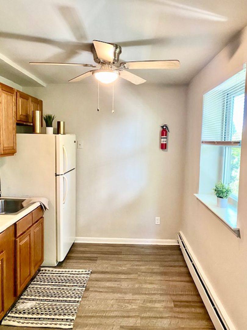 Apartment for rent at 201-203 Chester Pike, Ridley Park, PA 19078