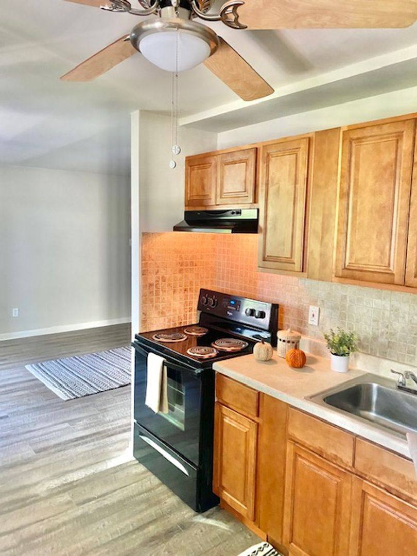 Apartment for rent at 201-203 Chester Pike, Ridley Park, PA 19078