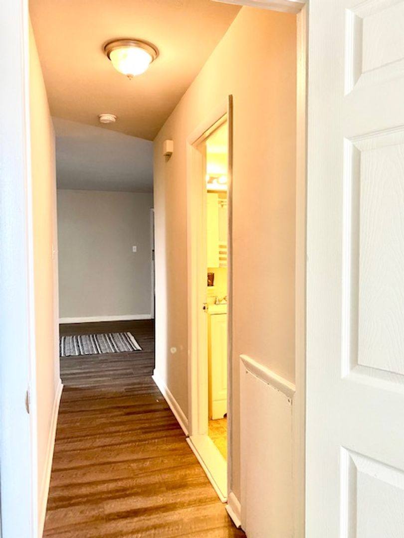 Apartment for rent at 201-203 Chester Pike, Ridley Park, PA 19078