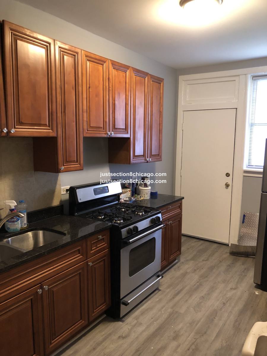 Apartment for rent at 4147 W Washington #2W, Chicago, IL 60624