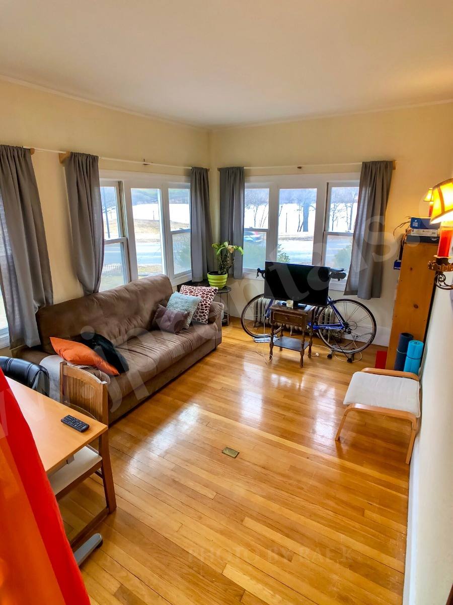 Apartment for rent at 476 Jamaicaway #1 Co, Jamaica Plain, MA 02130
