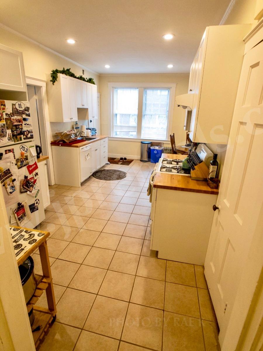 Apartment for rent at 476 Jamaicaway #1 Co, Jamaica Plain, MA 02130