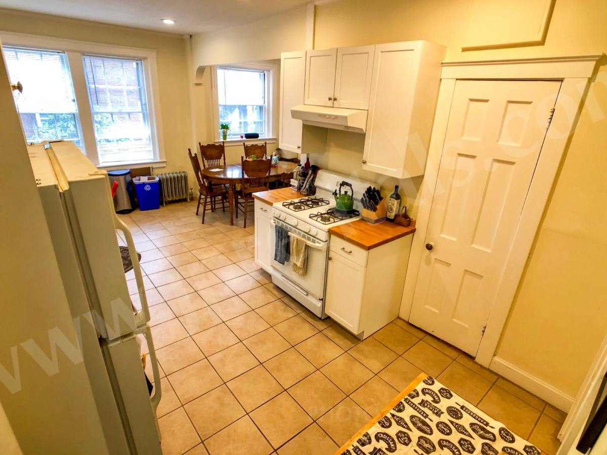 Apartment for rent at 476 Jamaicaway #1 Co, Jamaica Plain, MA 02130