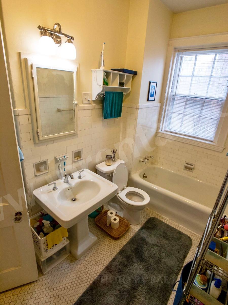 Apartment for rent at 476 Jamaicaway #1 Co, Jamaica Plain, MA 02130