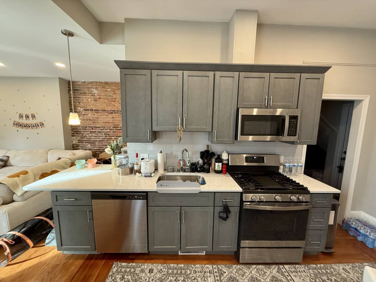 Apartment for rent at 141 Galen St #1, Watertown, MA 02472