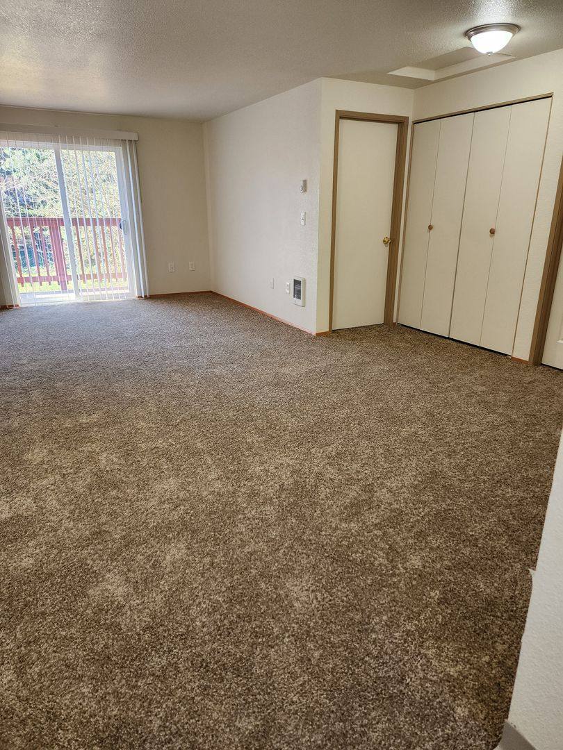 Apartment for rent at 6422 NE 4th Plain Blvd, Vancouver, WA 98661