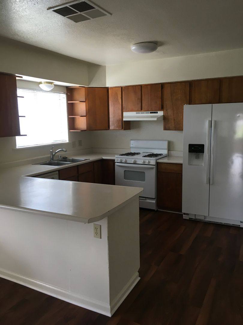 Apartment for rent at 2228 Shasta St, Redding, CA 96001